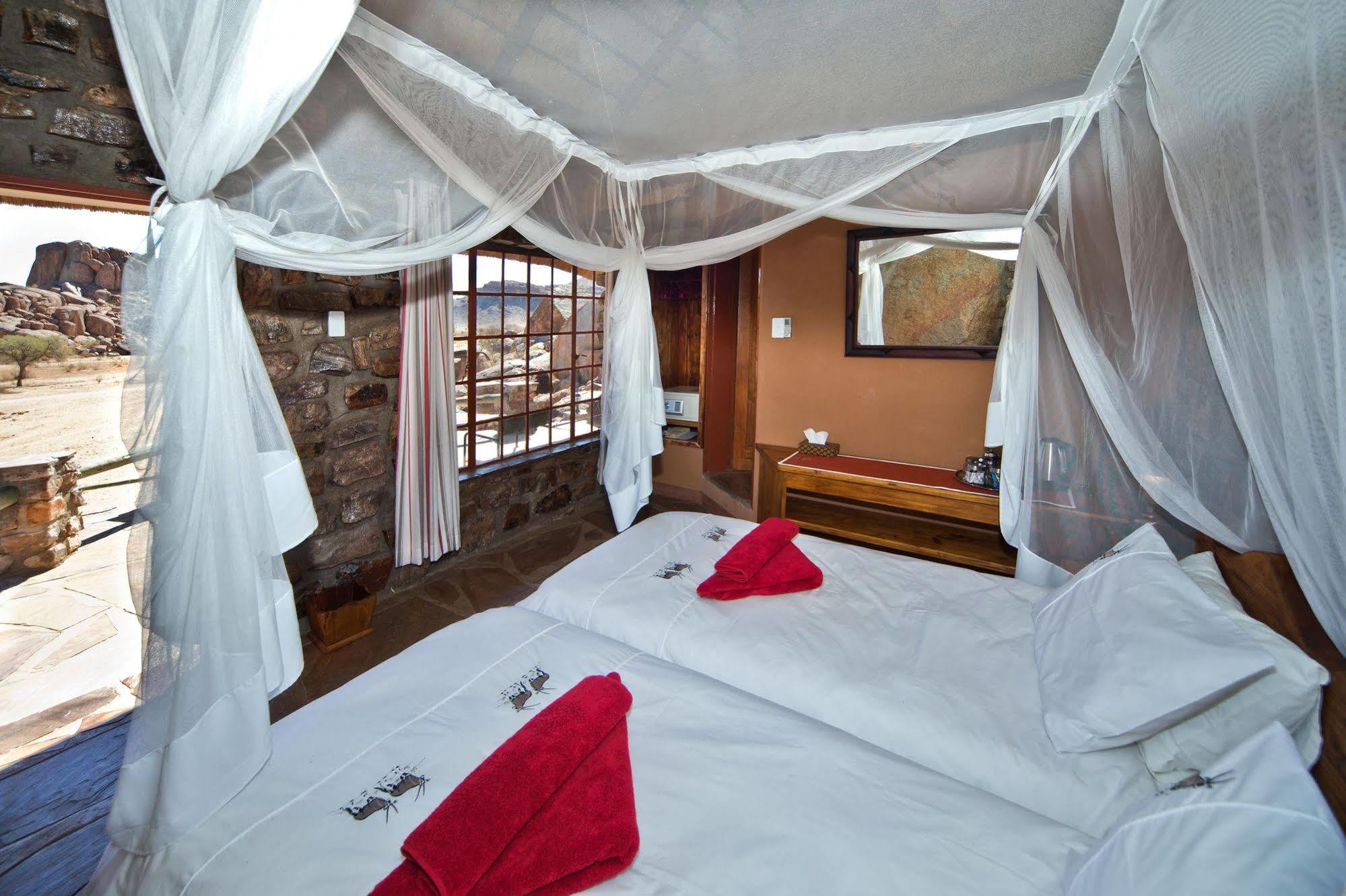 Gondwana Canyon Lodge Kanebis Bagian luar foto