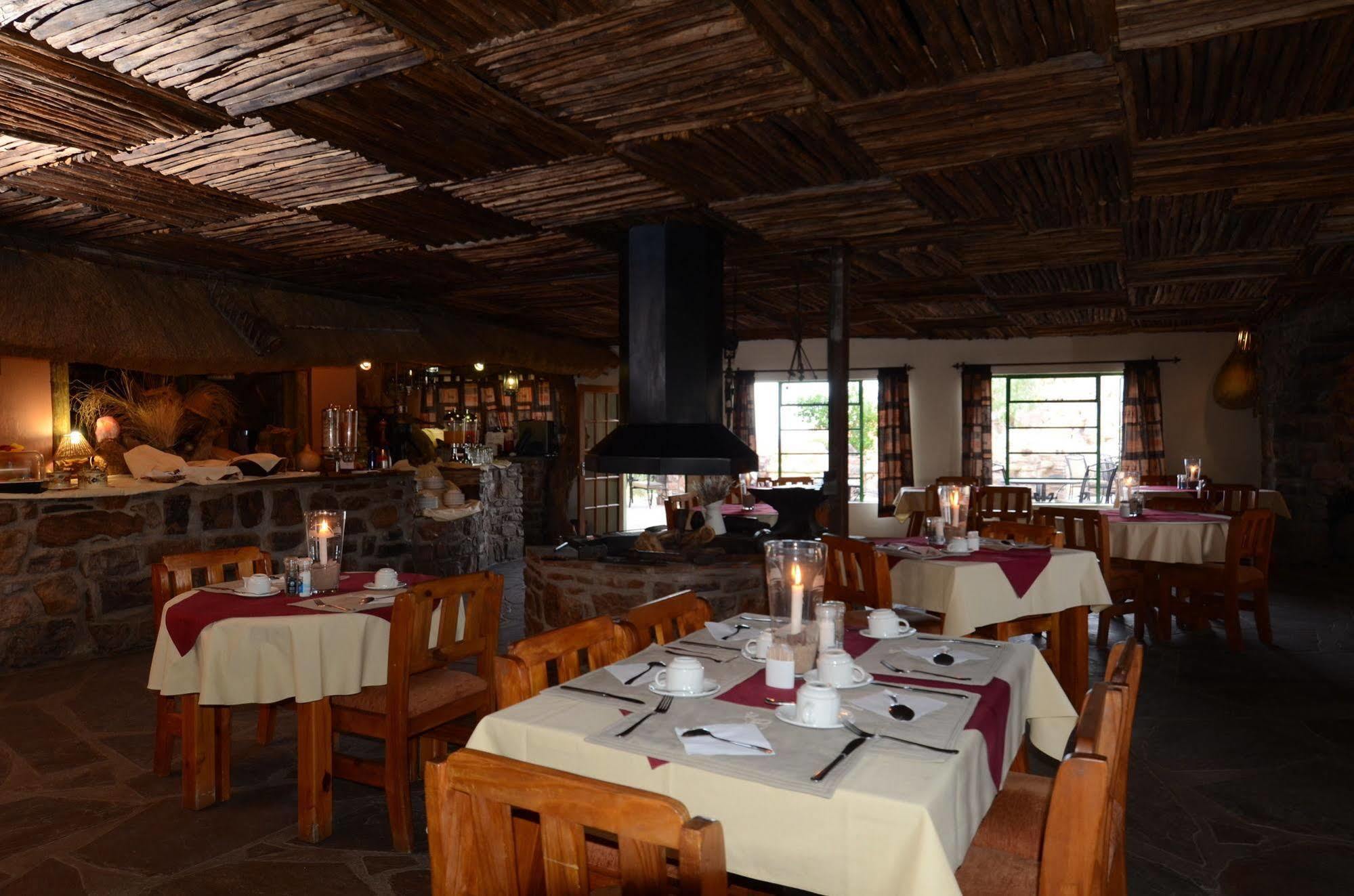 Gondwana Canyon Lodge Kanebis Bagian luar foto