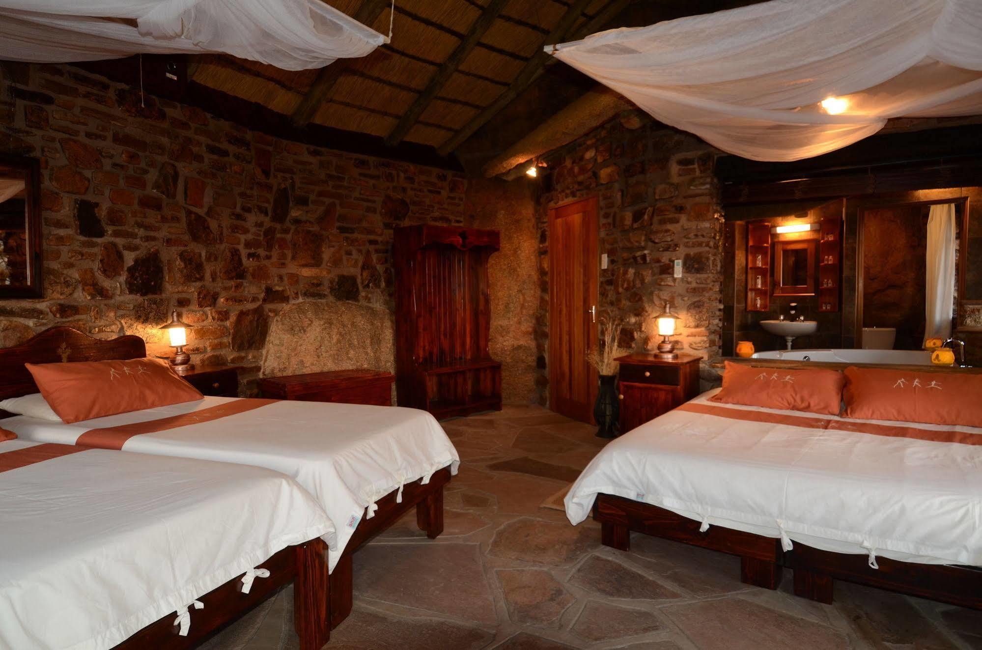 Gondwana Canyon Lodge Kanebis Bagian luar foto